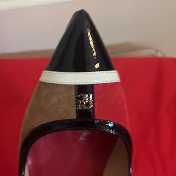 Caroline Herrera - Picture 3 of 4